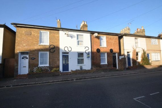 2 Bedroom Terraced